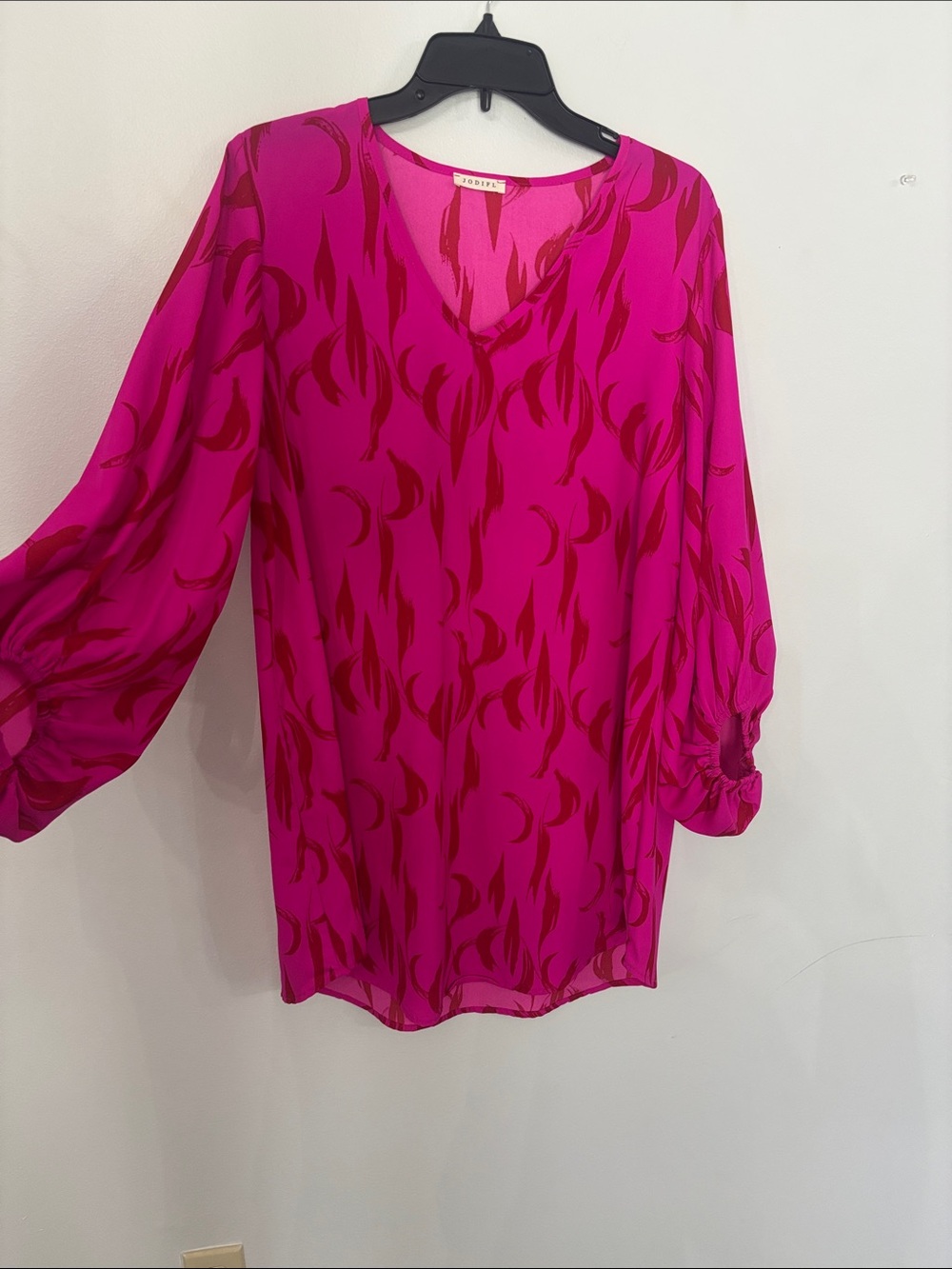 JODIFL Hot Pink & Magenta Printed V-Neck Mini Dress